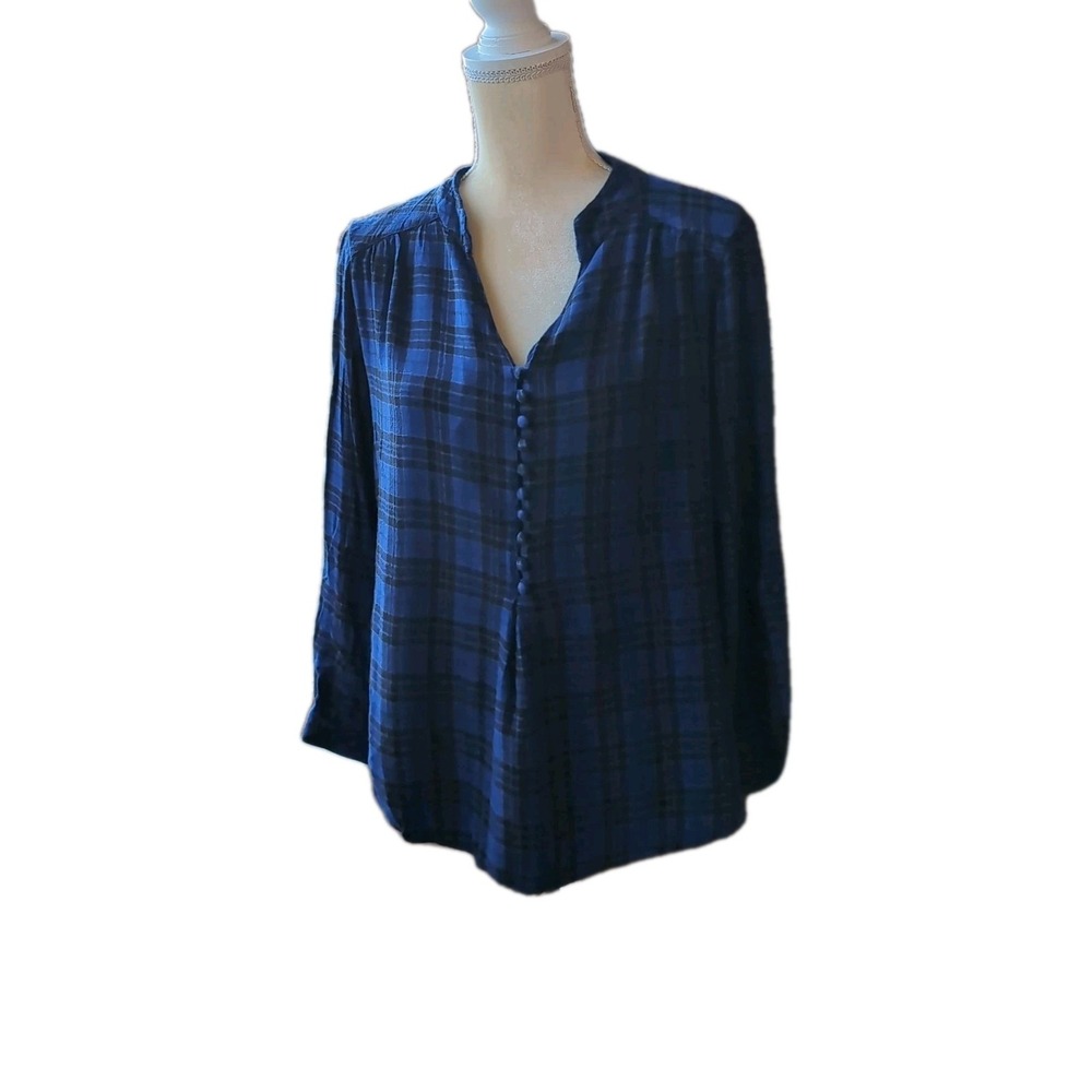 Khakis‎ & Co Women's Blue & Black Plaid Size M 100% Rayon Long Sleeves Blouse